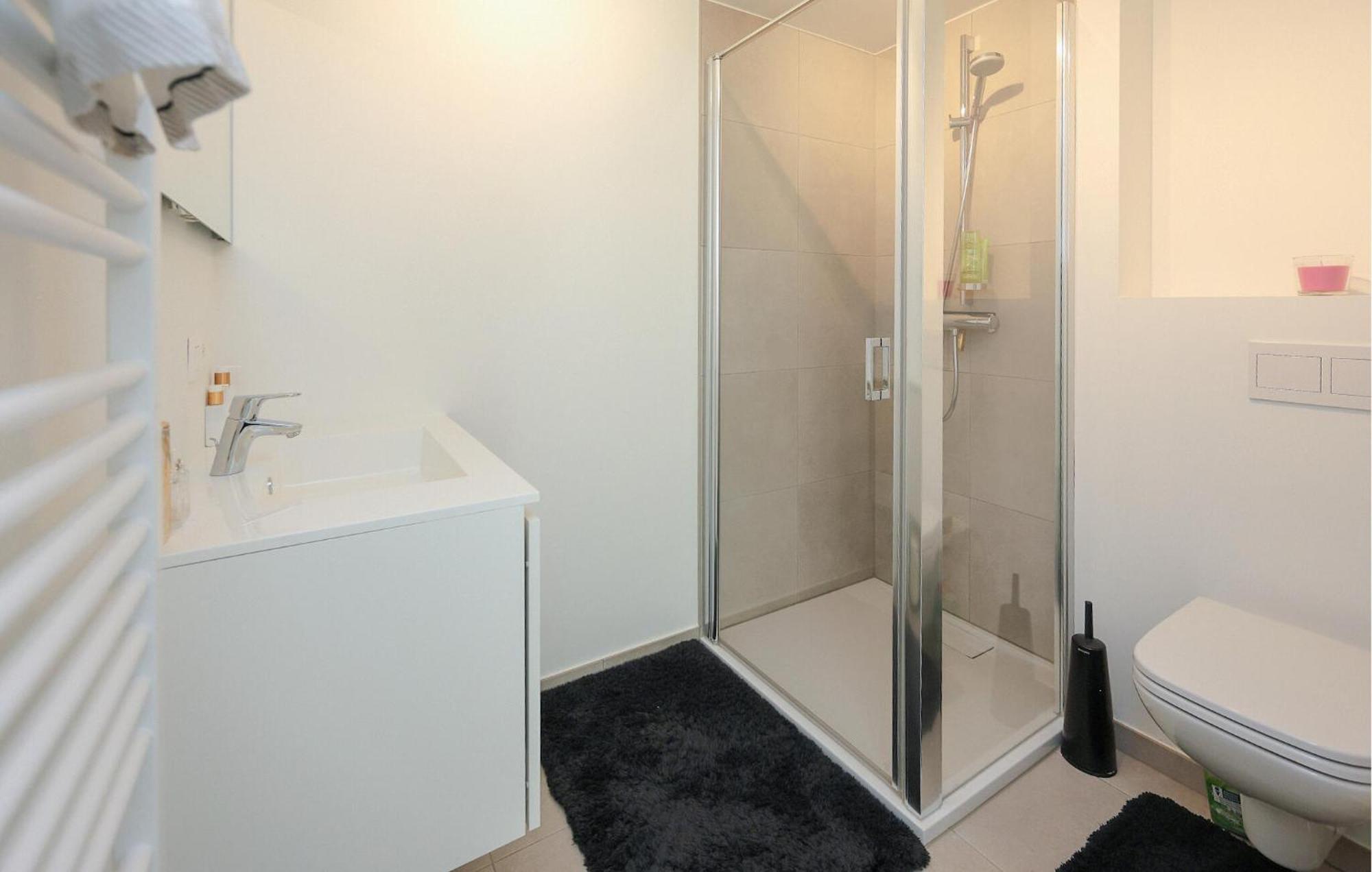 Appartement Awesome In With Wifi *